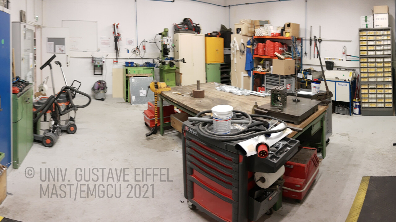 Panorama de l'atelier de conception mécanique